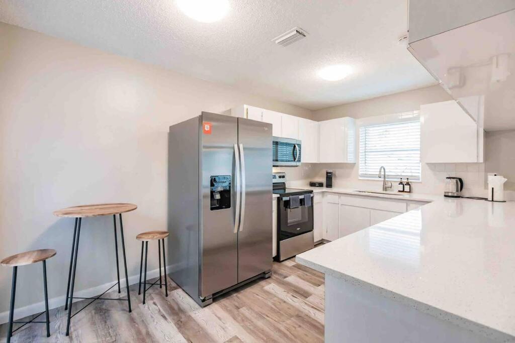 Poolside Oasis-5 Miles From Venice Beach מראה חיצוני תמונה